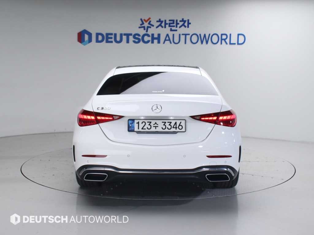 Mercedes Benz C Class - Vista 4