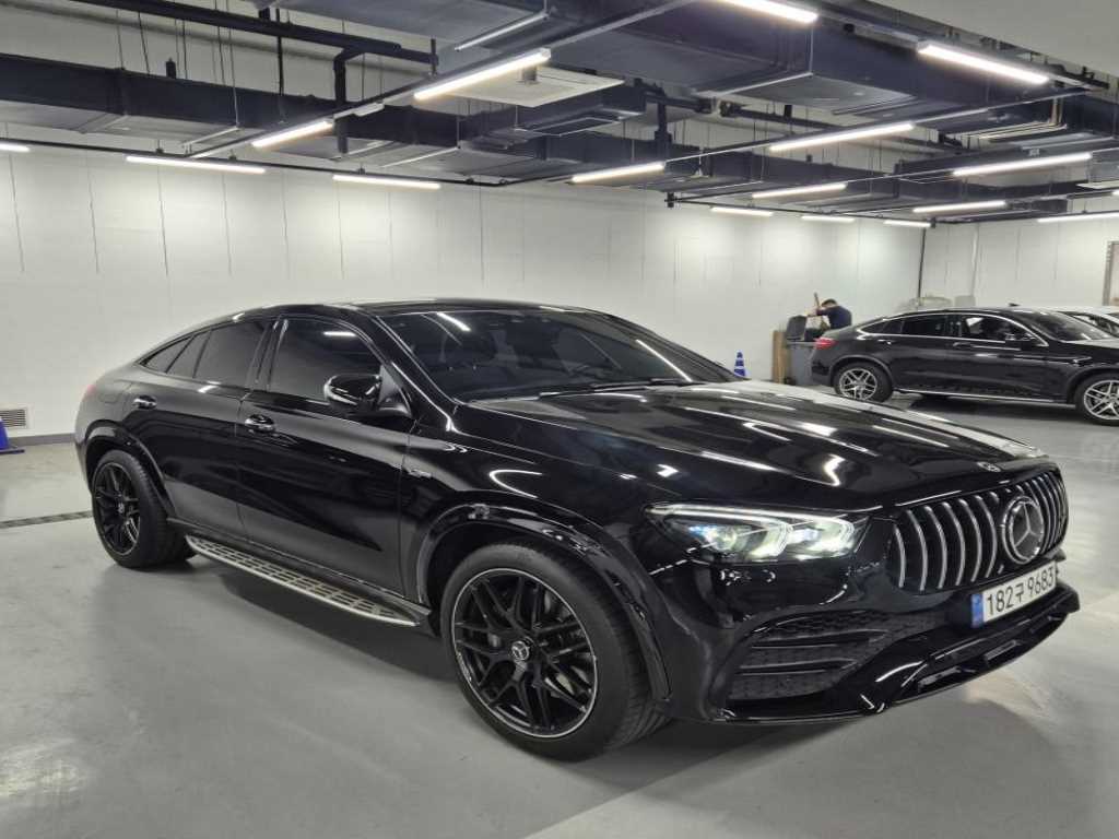 Mercedes Benz GLE Class - Vista 3