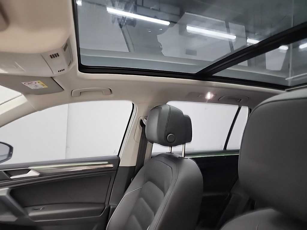 Volkswagen Tiguan 2022 Blanco - Importación desde Corea - HF Imports Iquique - Foto 14