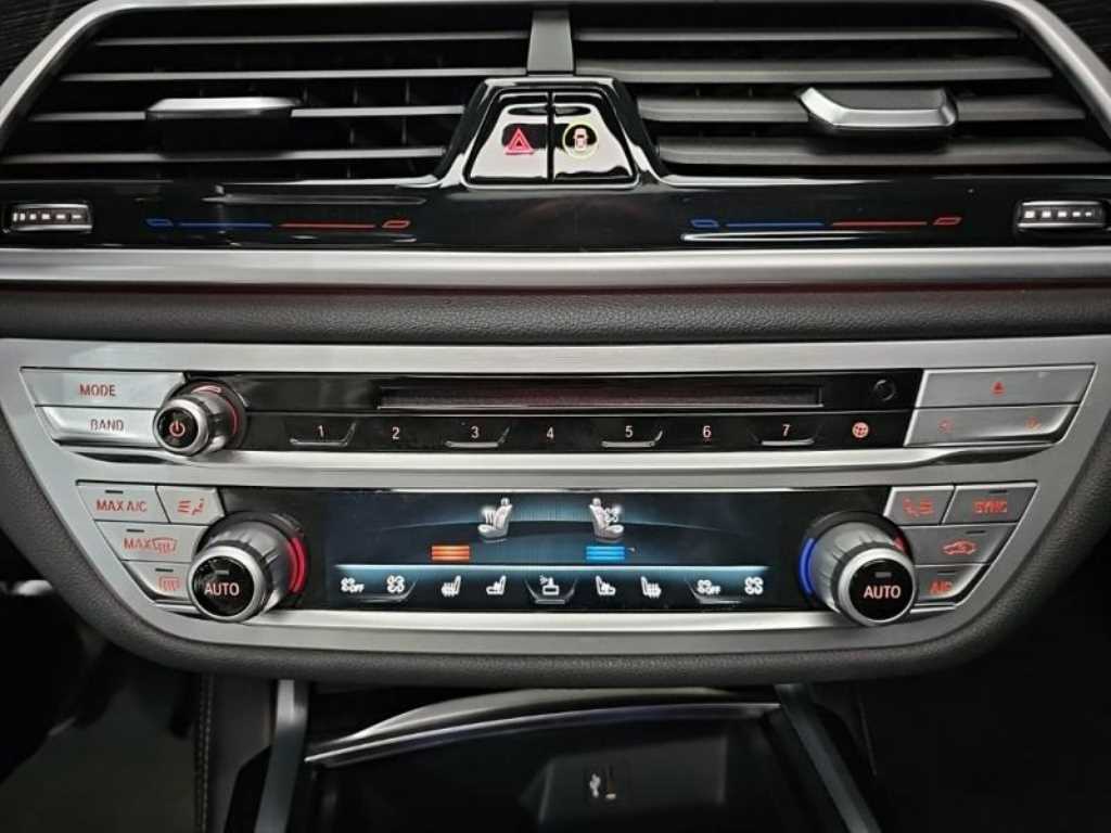 BMW 7 Series 2018 Negro - Importación desde Corea - HF Imports Iquique - Foto 14