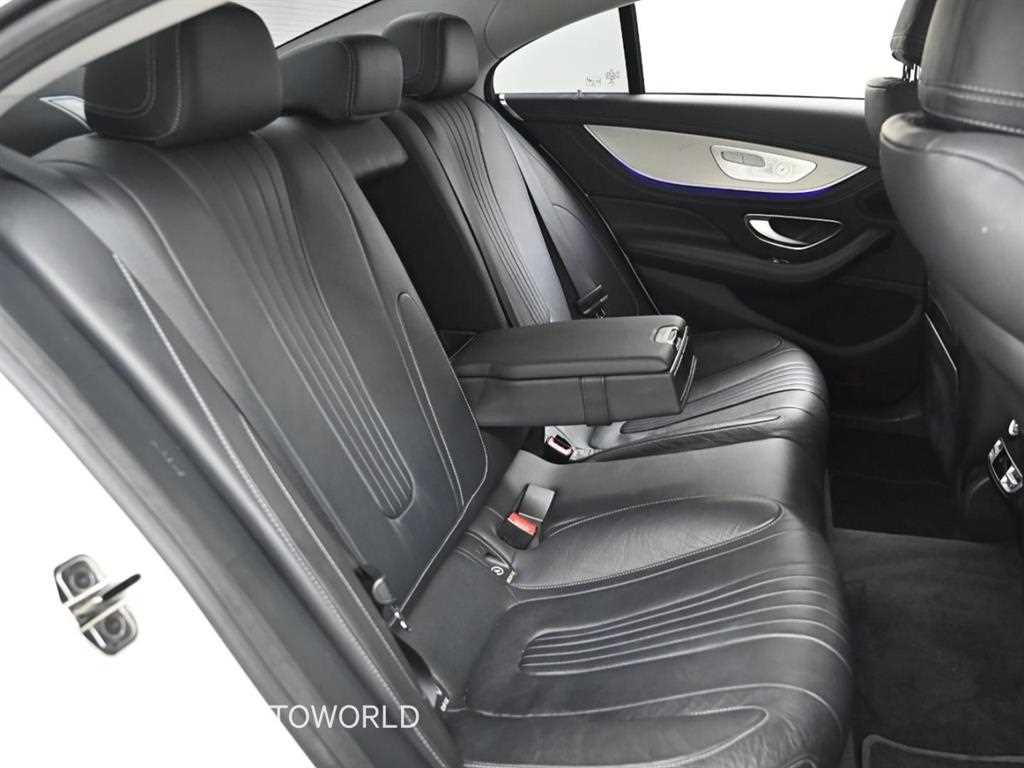 Mercedes Benz CLS Class - Vista 12