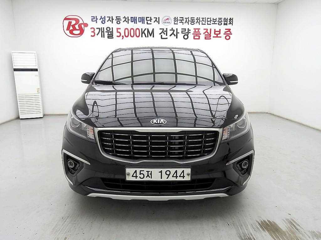 KIA Carnival 2019 - Importación desde Corea - HF Imports Iquique - Foto 1