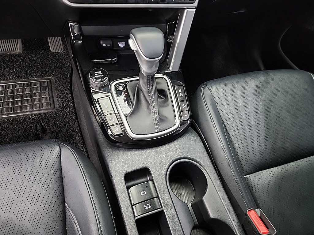 KIA Seltos - Vista 8