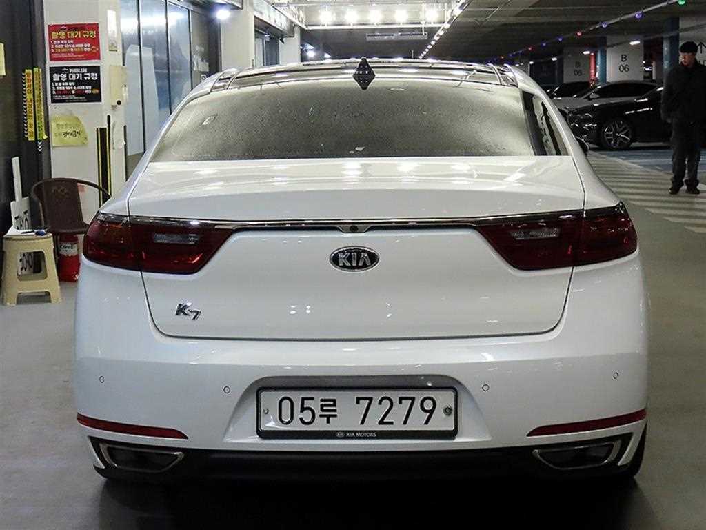 KIA K7 - Vista 5