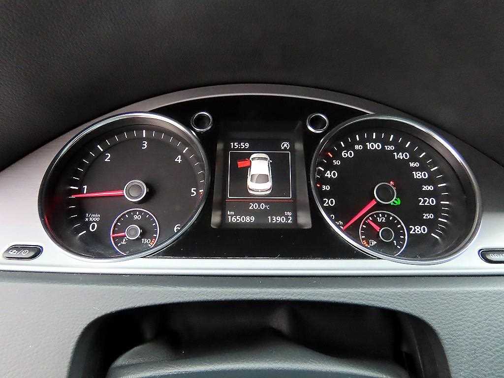 Volkswagen CC - Vista 9