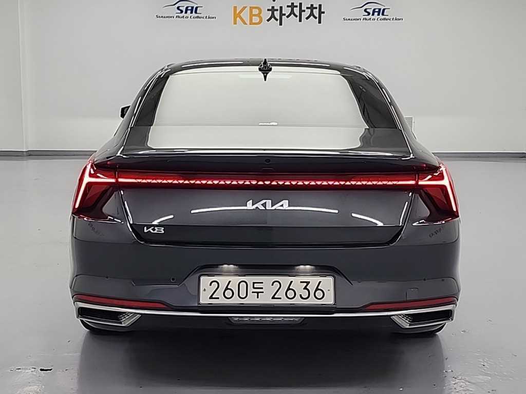 KIA K8 - Vista 3