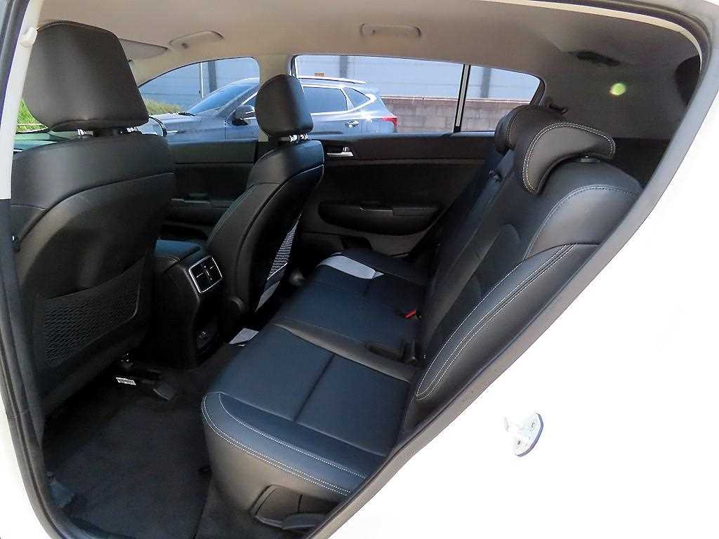 KIA Sportage - Vista 6