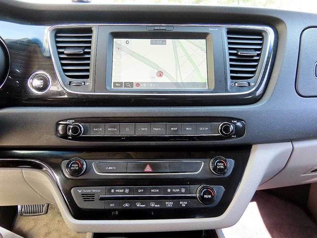 KIA Carnival 2019 - Importación desde Corea - HF Imports Iquique - Foto 13