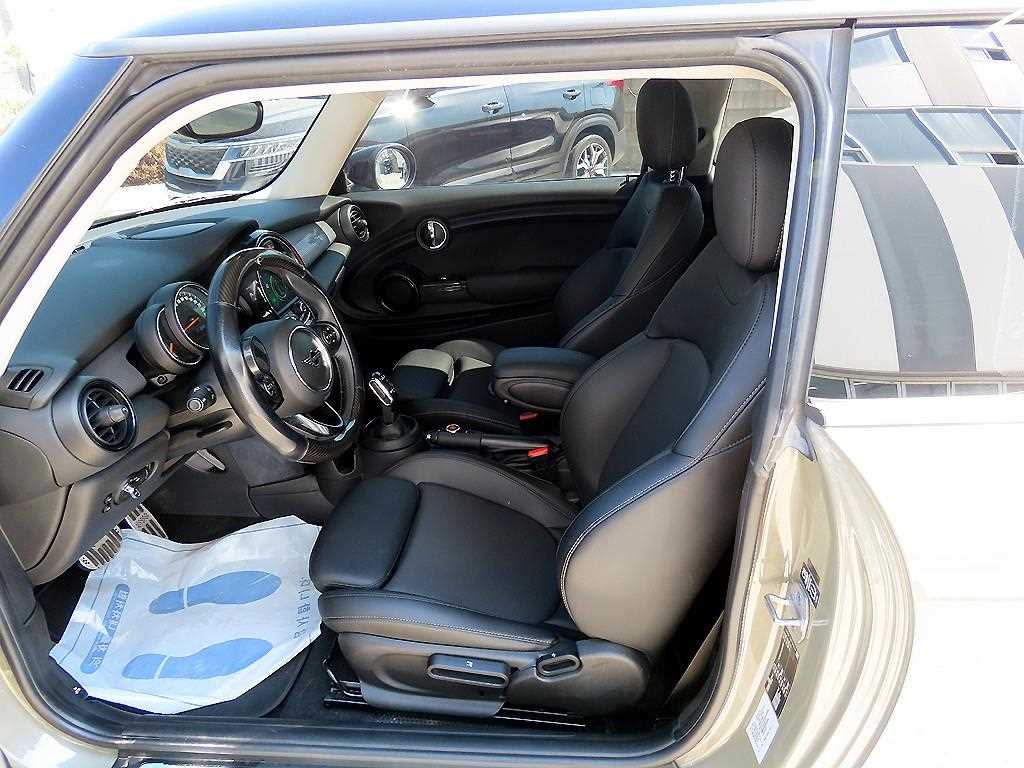 Mini Cooper - Vista 5