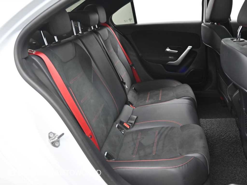 Mercedes Benz A Class - Vista 12