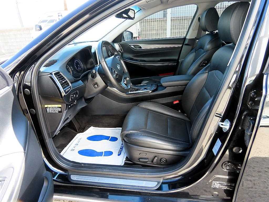 HYUNDAI Grandeur - Vista 5