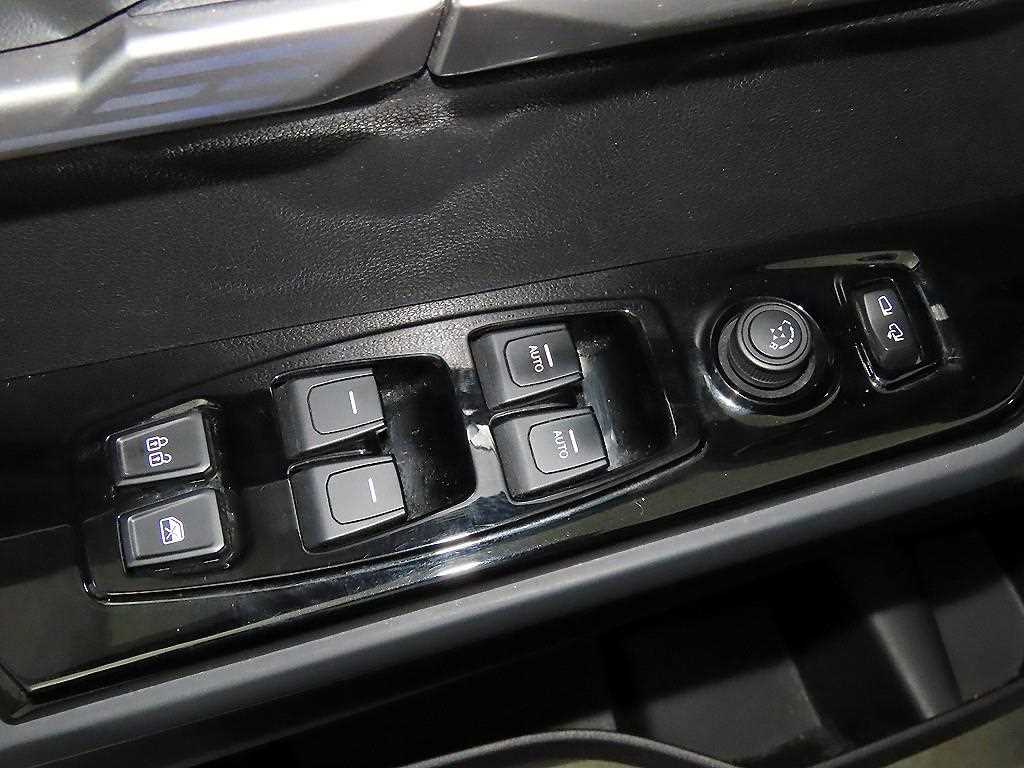 Ssangyong Torres 2024 Blanco - Importación desde Corea - HF Imports Iquique - Foto 13