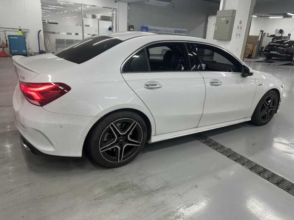 Mercedes Benz A Class - Vista 4