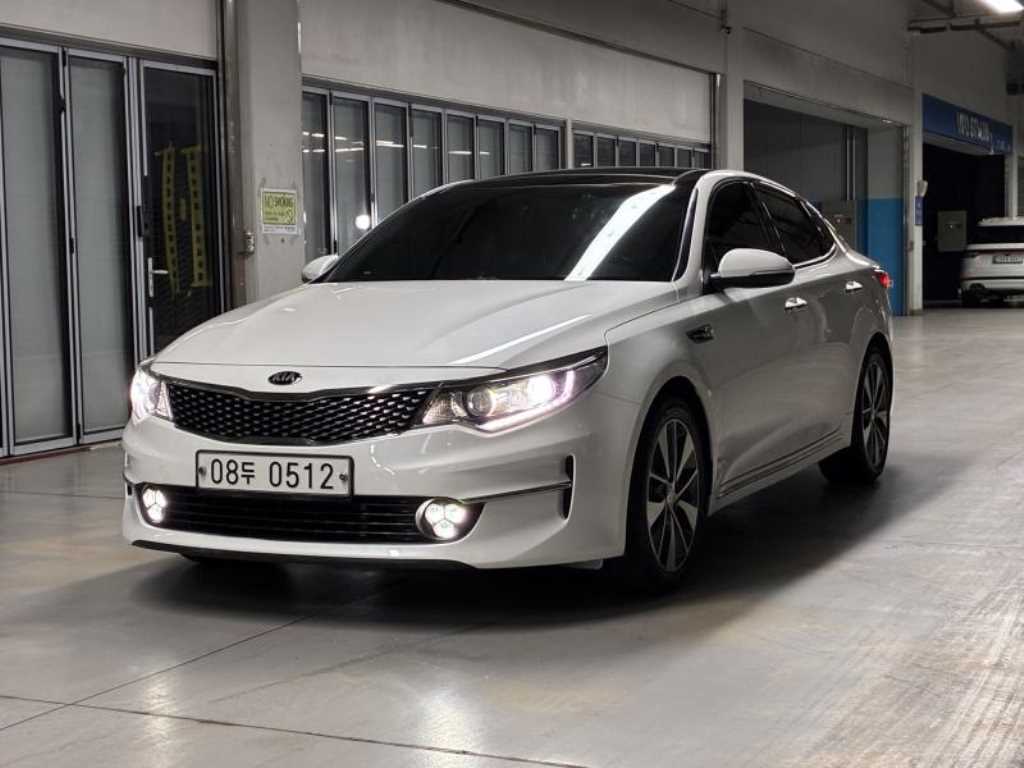 KIA K5 2016 Blanco - Importación desde Corea - HF Imports Iquique - Foto 1