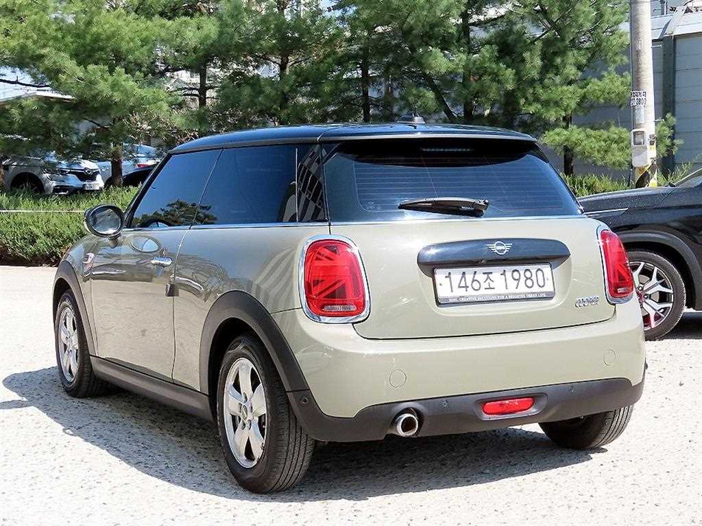 Mini Cooper - Vista 3