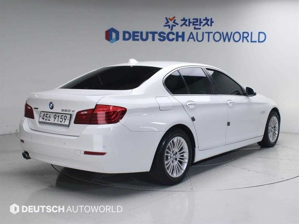 BMW 5 Series - Vista 2