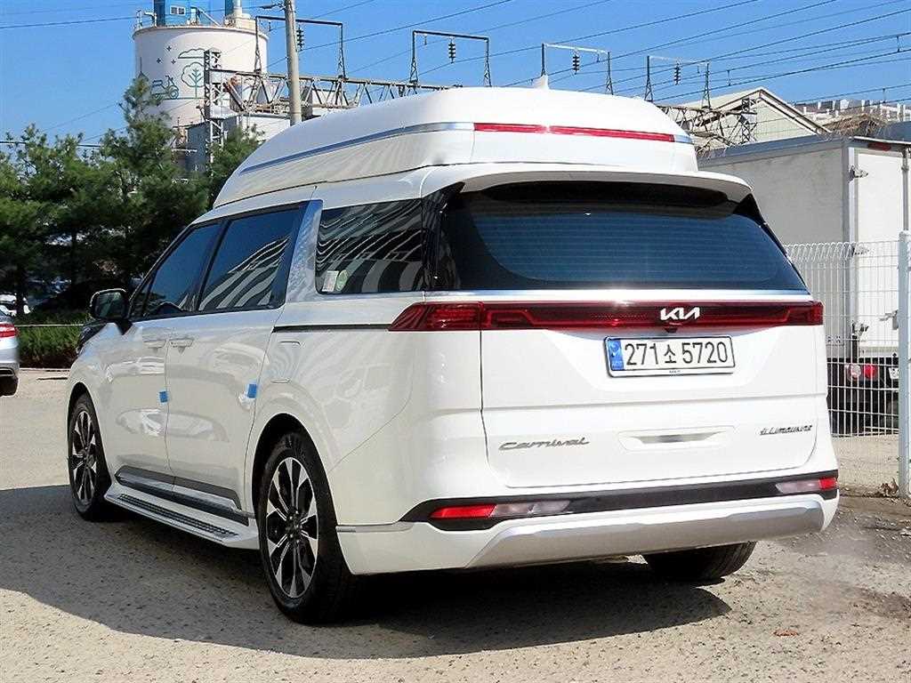 KIA Carnival - Vista 3