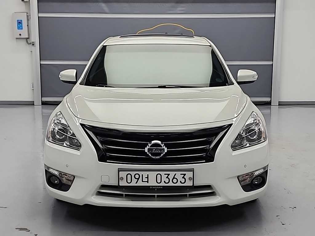 Nissan Altima - Vista 2