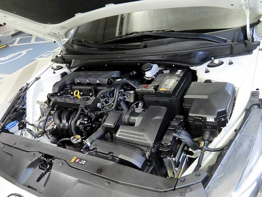 HYUNDAI Avante 2023 Blanco - Importación desde Corea - HF Imports Iquique - Foto 19