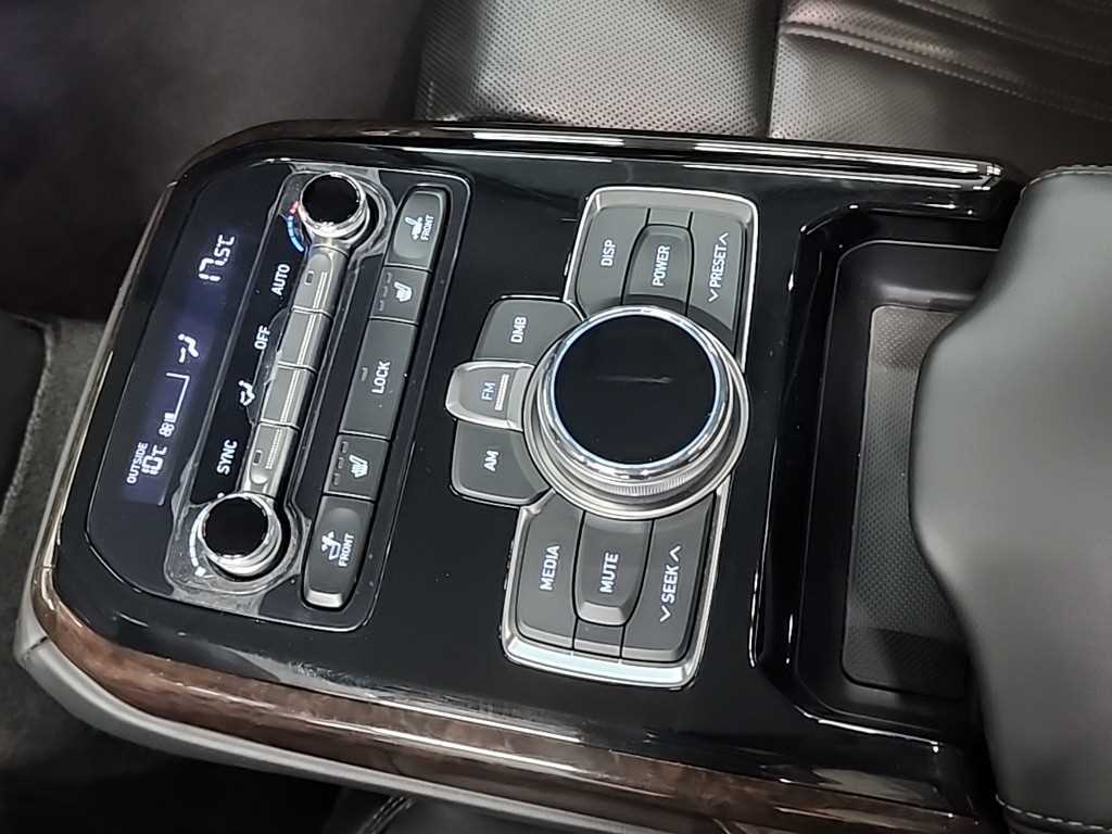 Genesis EQ900 2016 Negro - Importación desde Corea - HF Imports Iquique - Foto 15