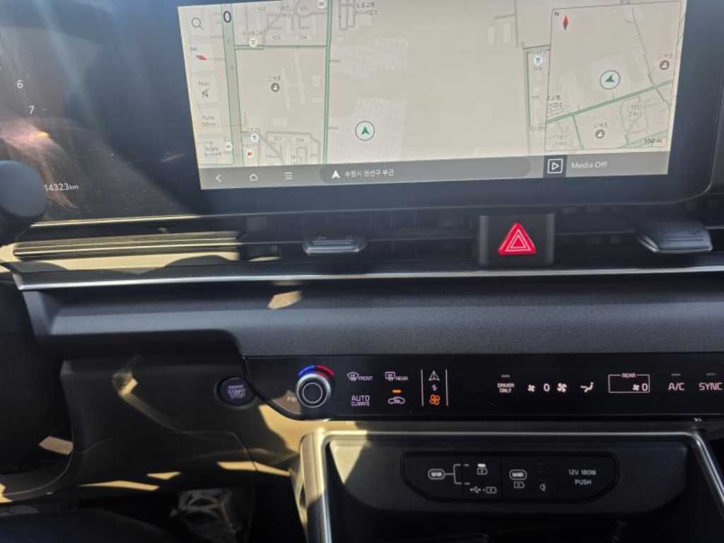 KIA Carnival 2024 Blanco - Importación desde Corea - HF Imports Iquique - Foto 19