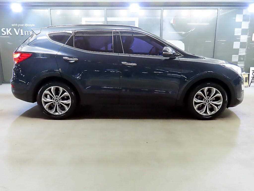 HYUNDAI Santa Fe - Vista 3
