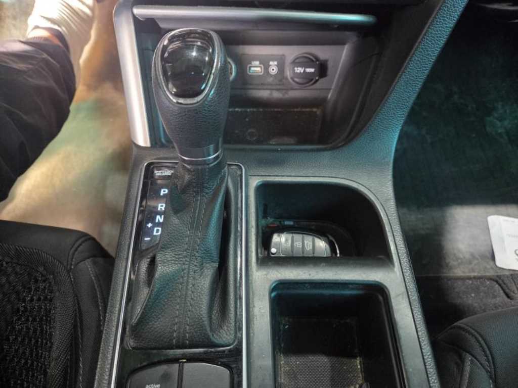 HYUNDAI Sonata - Vista 7