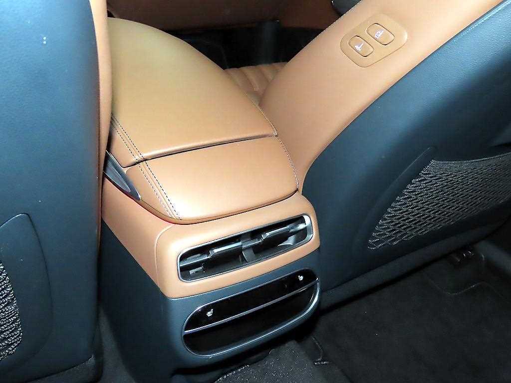 Genesis GV70 2022 Blanco - Importación desde Corea - HF Imports Iquique - Foto 15