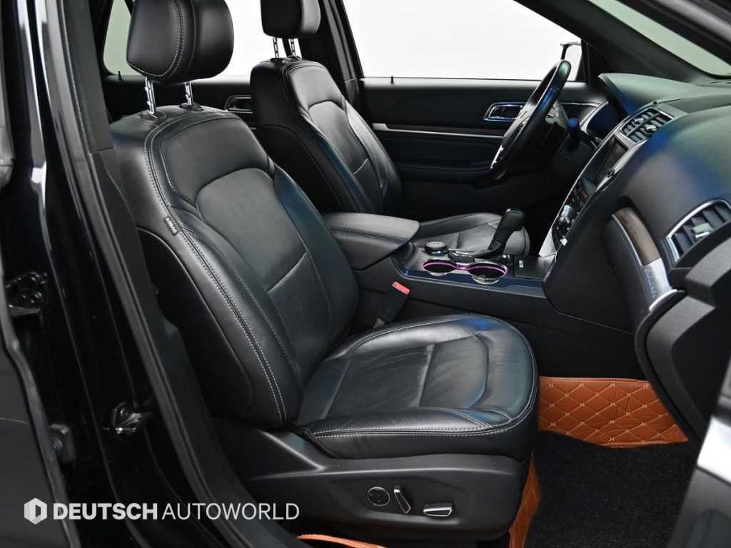 Ford Explorer - Vista 10