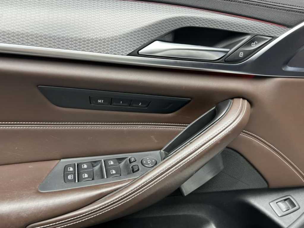 BMW 5 Series - Vista 12