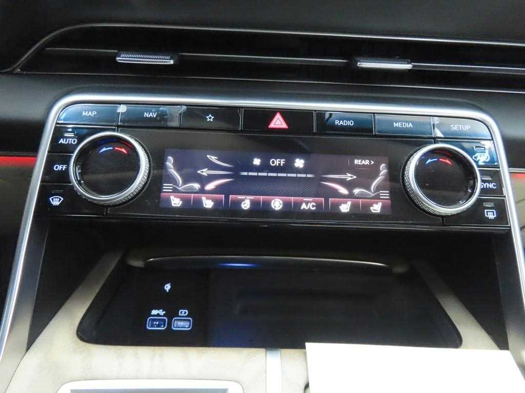 Genesis GV80 - Vista 11