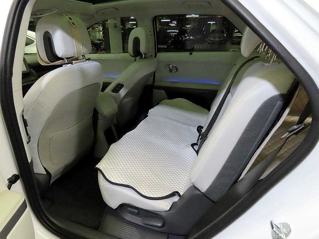 HYUNDAI Ioniq 5 - Vista 7