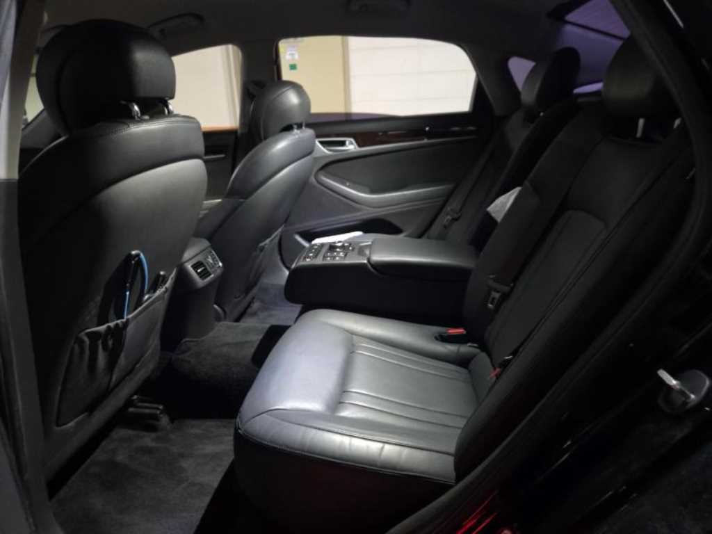 HYUNDAI Genesis 2015 Negro - Importación desde Corea - HF Imports Iquique - Foto 13