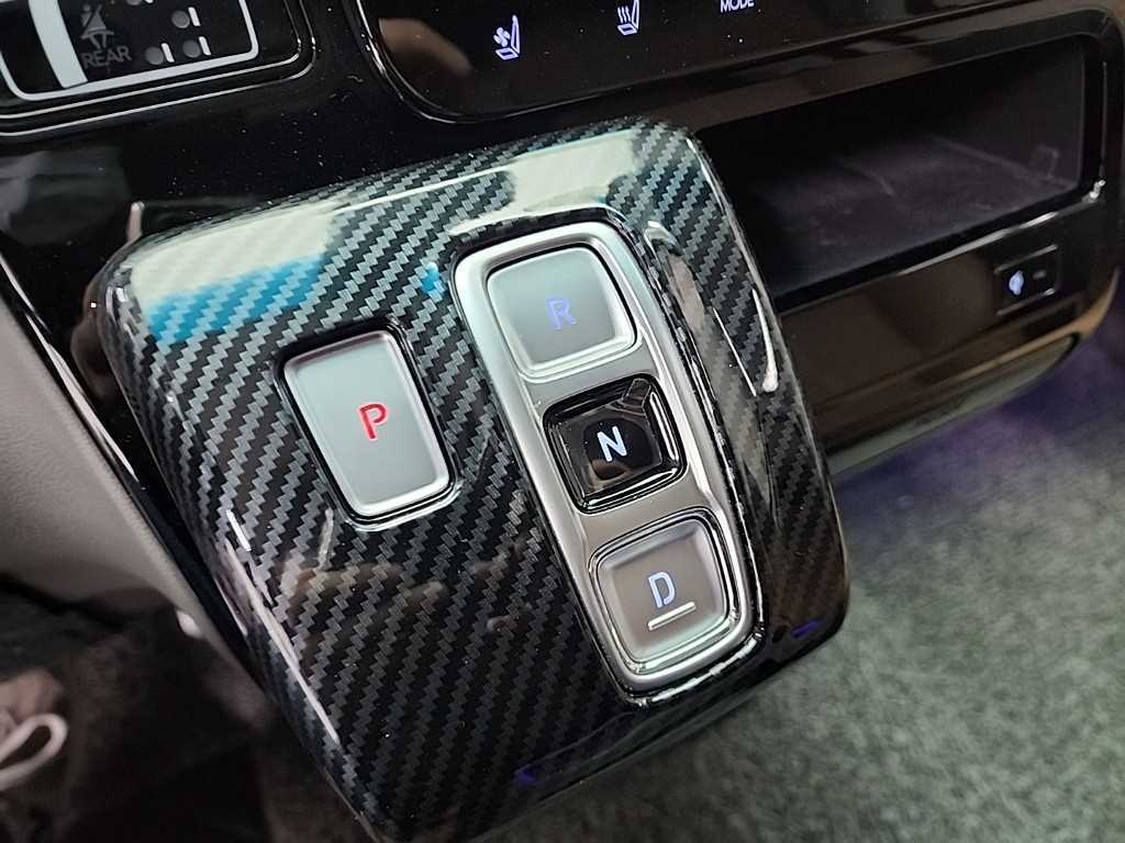 HYUNDAI Staria - Vista 8