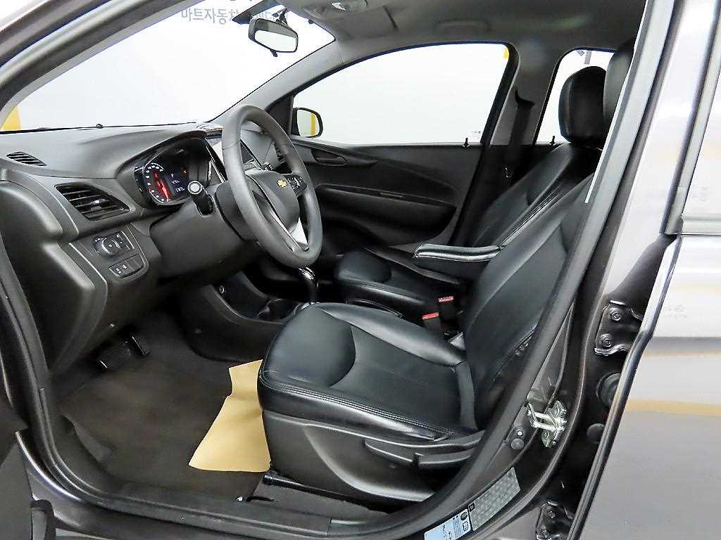 Chevrolet Spark - Vista 5