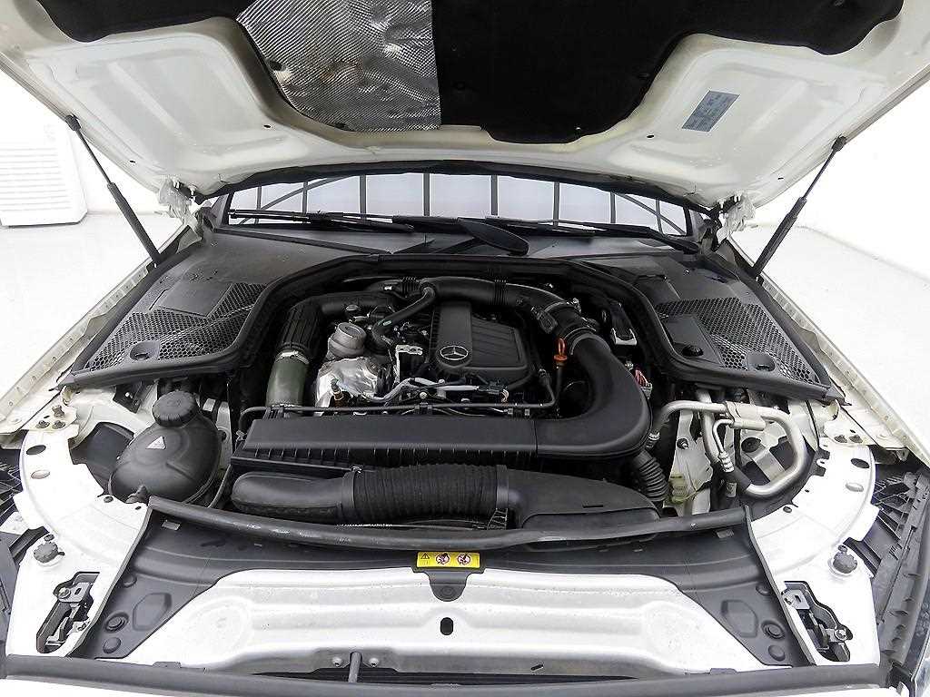 Mercedes Benz C Class 2018 - Importación desde Corea - HF Imports Iquique - Foto 19