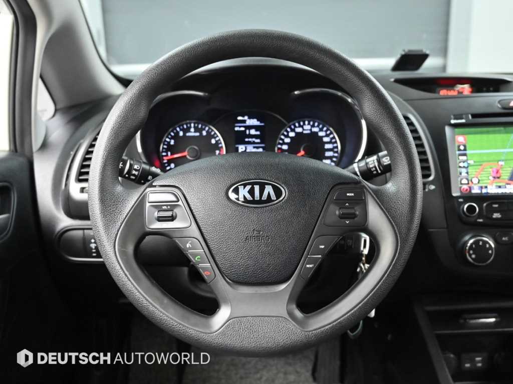 KIA K3 2015 Blanco - Importación desde Corea - HF Imports Iquique - Foto 13