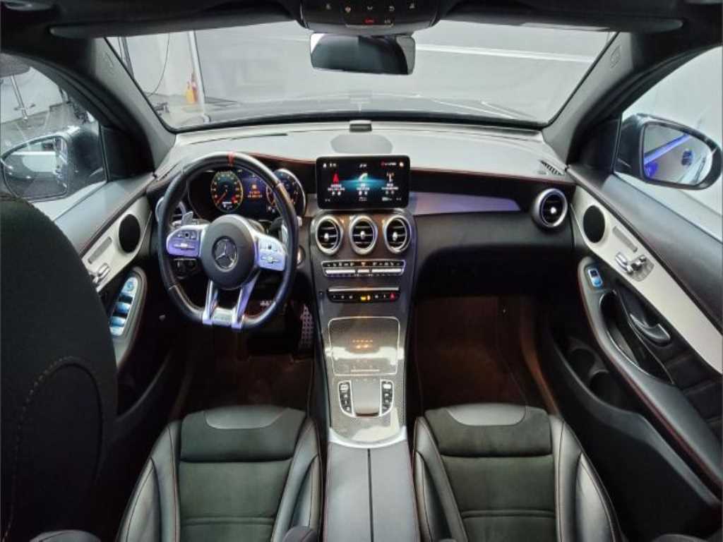 Mercedes Benz GLC Class - Vista 6