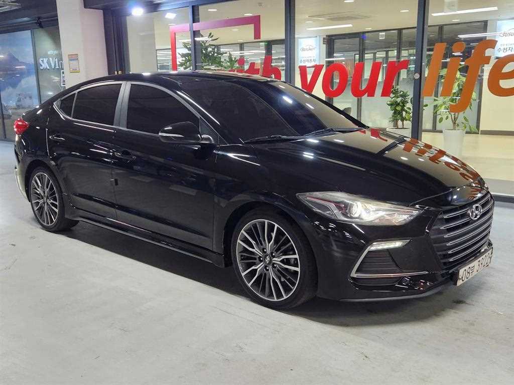 HYUNDAI Avante 2018 Negro - Importación desde Corea - HF Imports Iquique - Foto 1