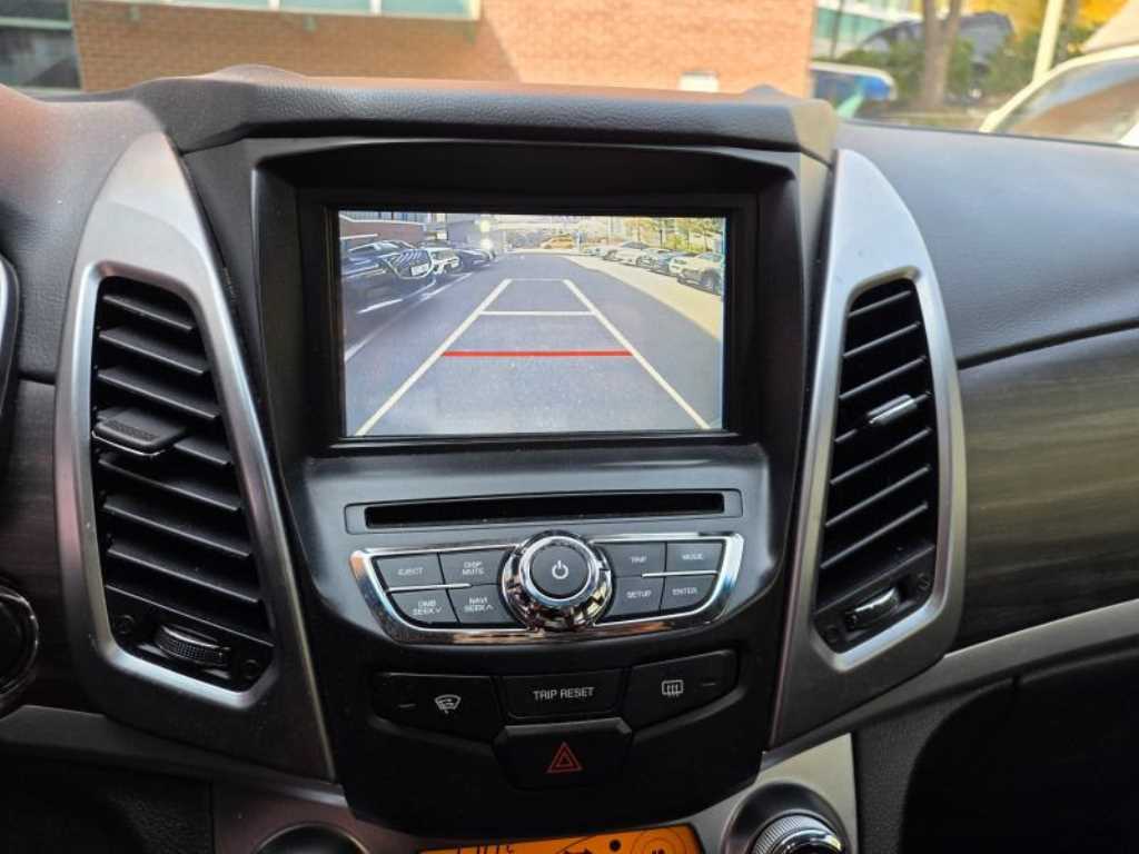 Ssangyong Korando - Vista 11