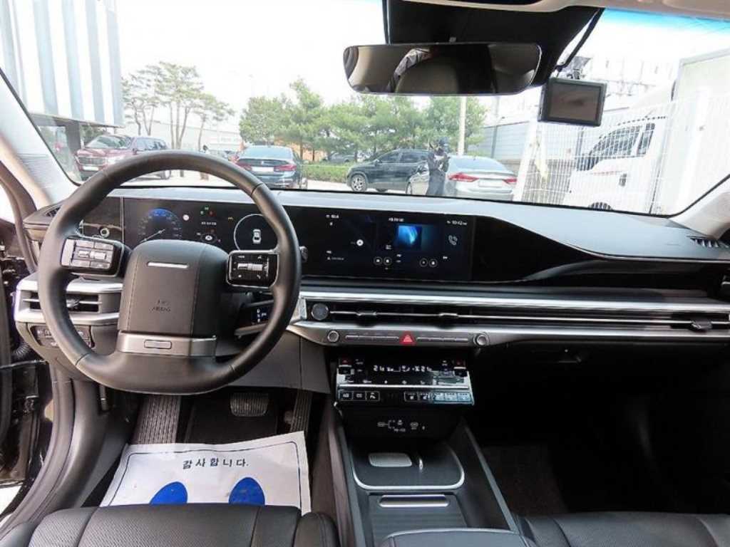 HYUNDAI Grandeur - Vista 7