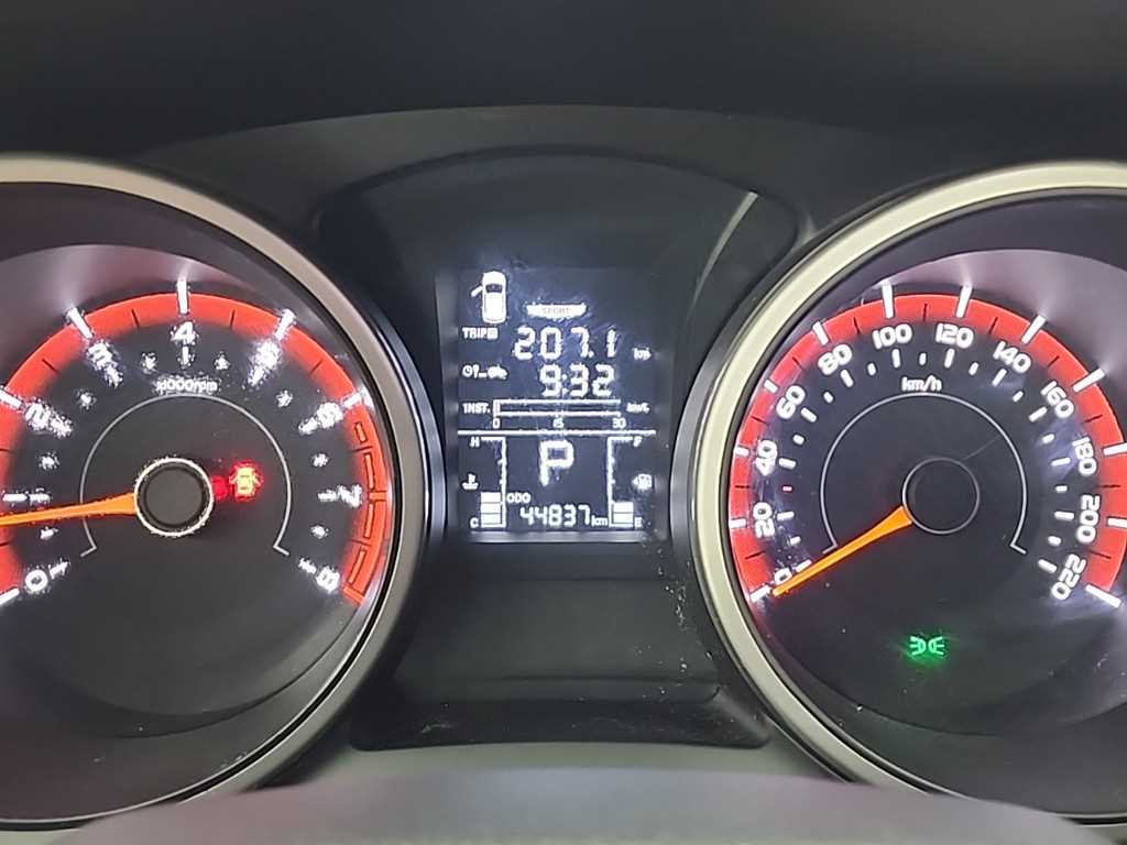 Ssangyong Tivoli - Vista 6