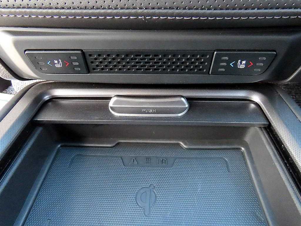 Ssangyong Rexton - Vista 12