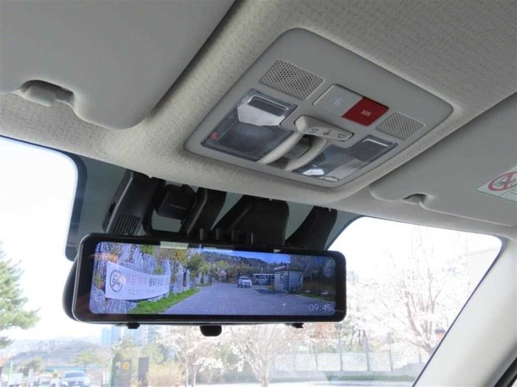 HYUNDAI Casper - Vista 10