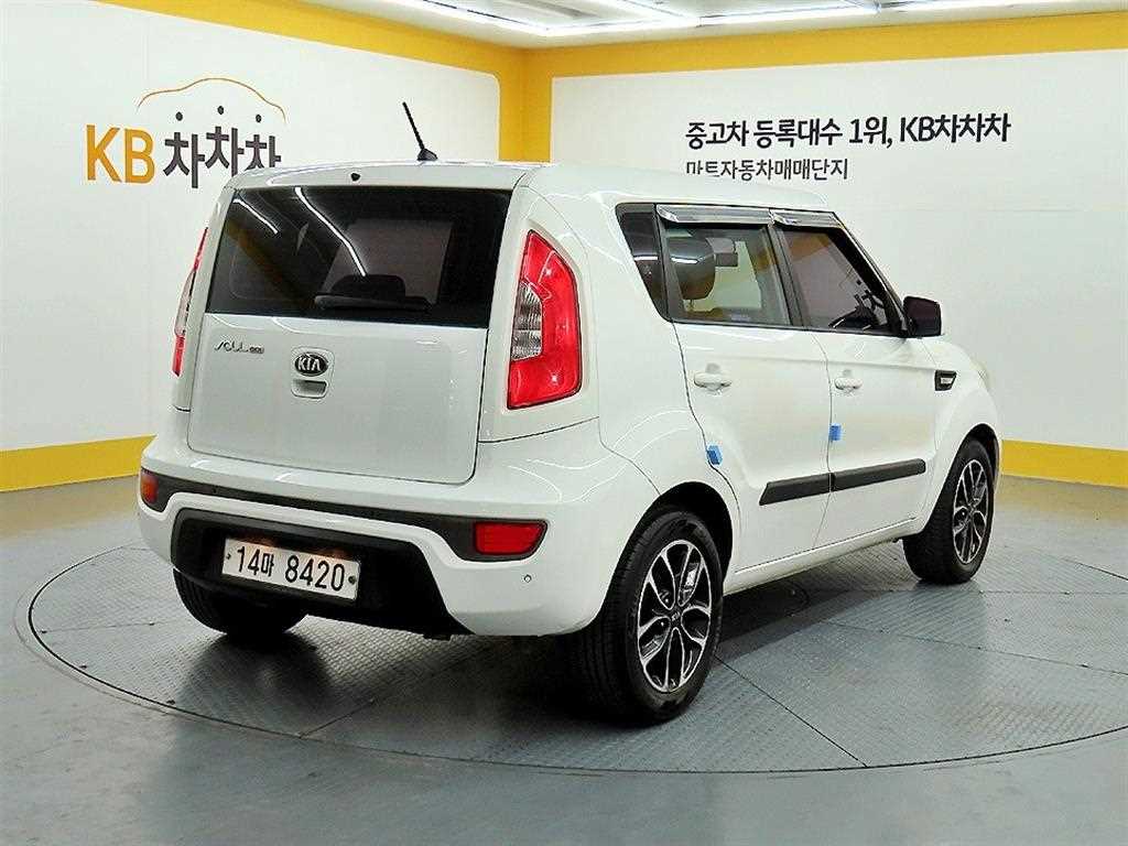 KIA Soul - Vista 4