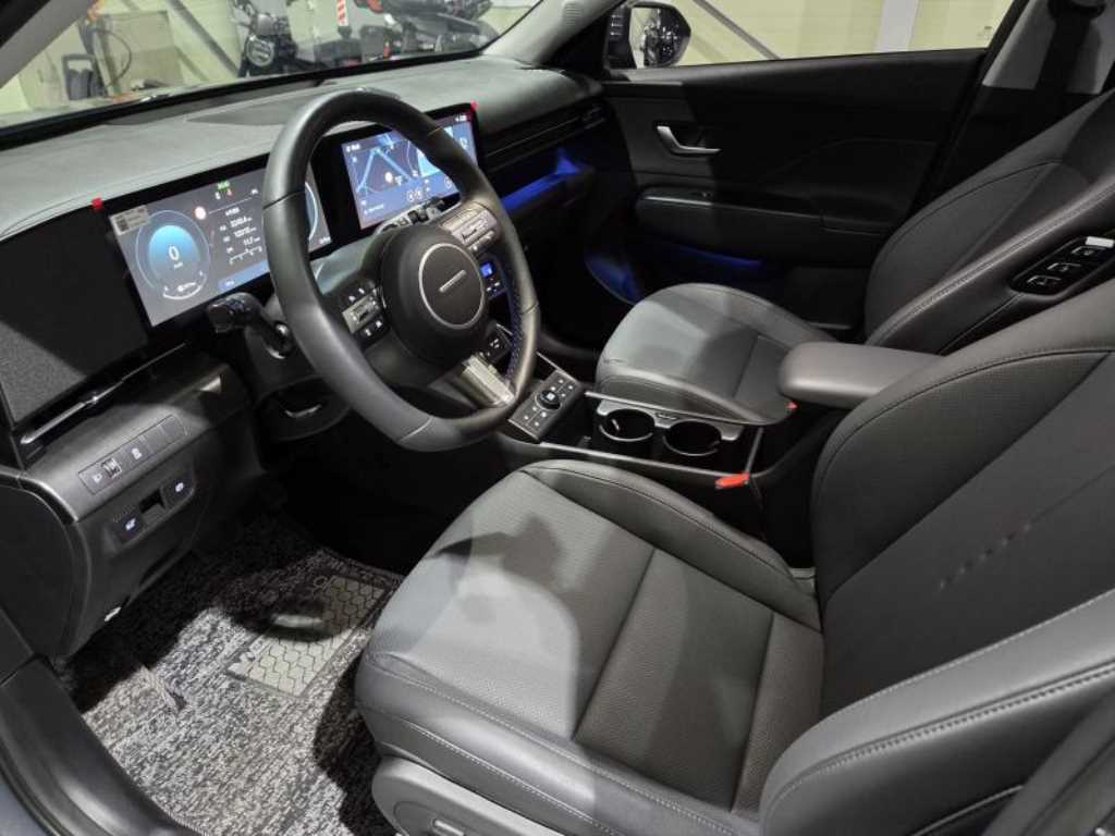 HYUNDAI Kona - Vista 8