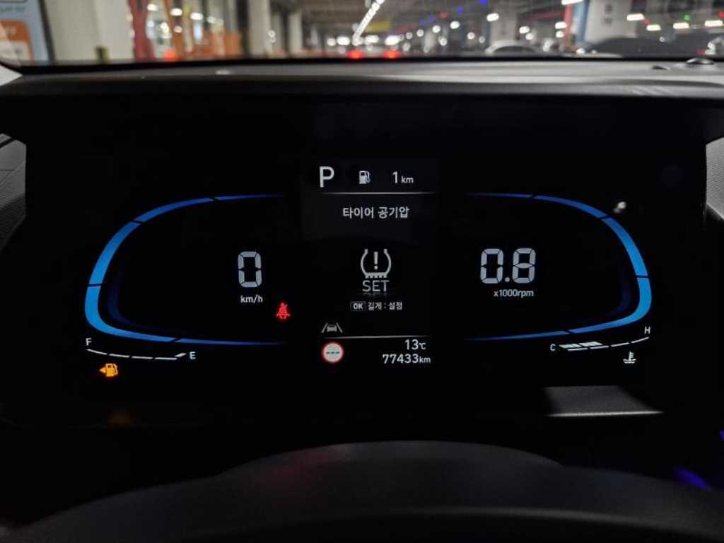 HYUNDAI Casper - Vista 9