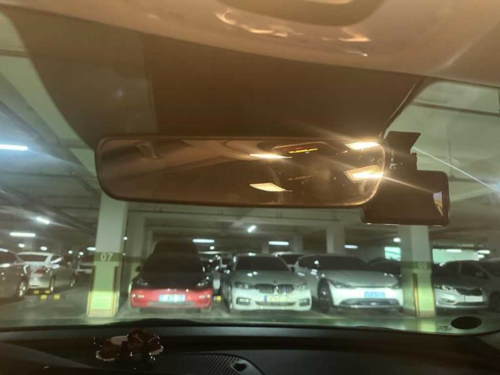 HYUNDAI Avante - Vista 7