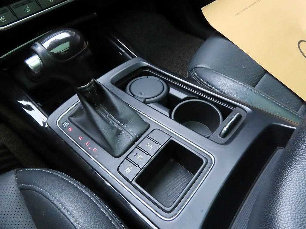 KIA Sorento - Vista 10