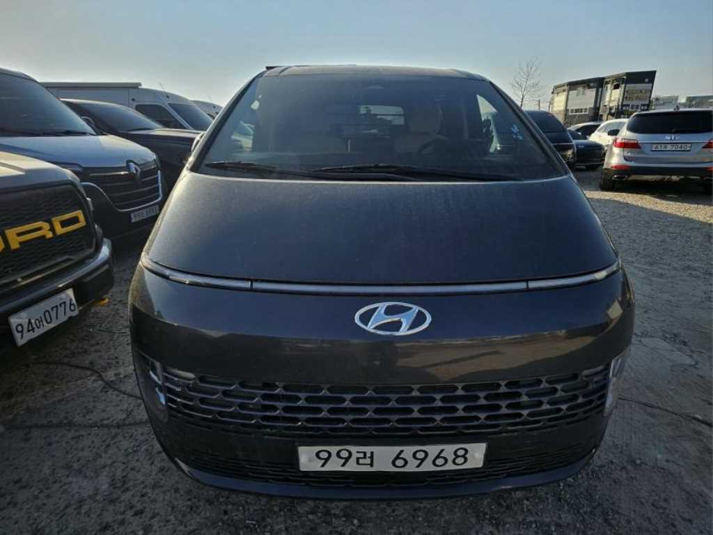 HYUNDAI Staria - Vista 7